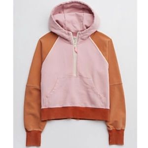 Aerie Offline quarter zip hoodie *great lululemon scuba dupe*